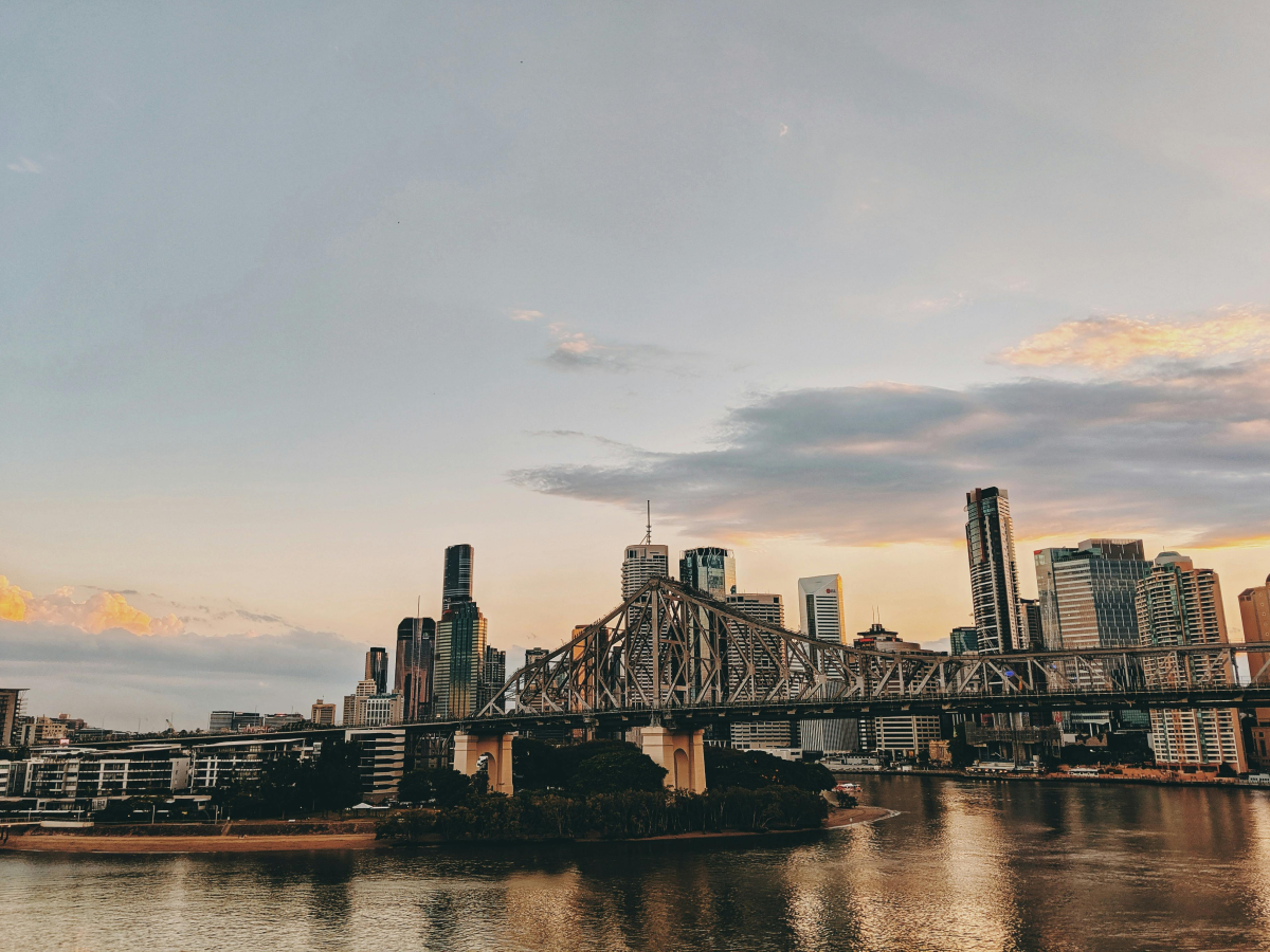 brisbane city and story bridge